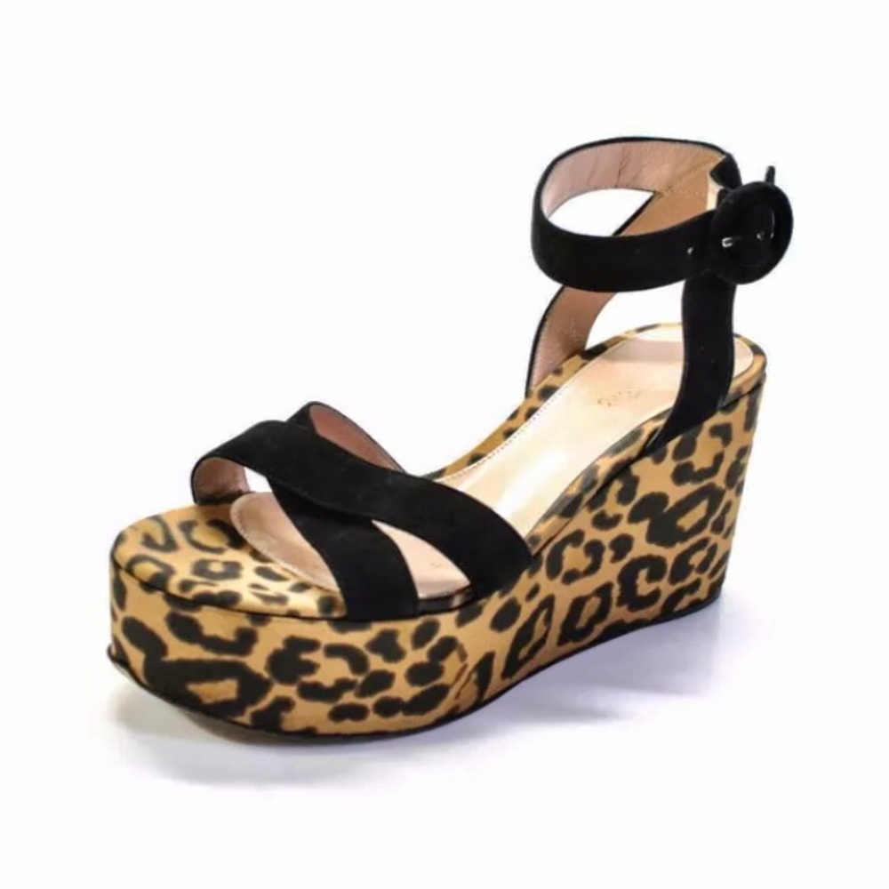 GIANVITO ROSSI Sandals